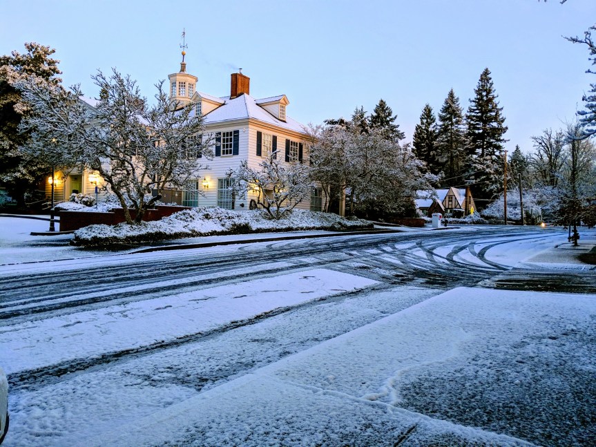 Snow in Portland MVIMG_20180221_065603-EFFECTS